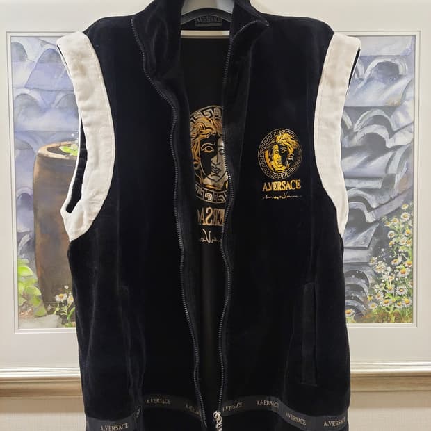 베르사체 메두사 벨벳 조끼