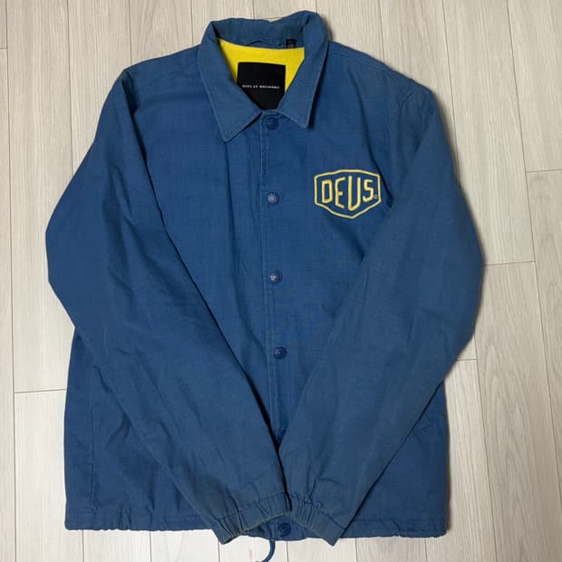데우스 자켓 m