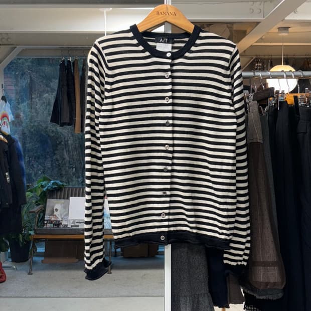 아츠로 타야마 스트라이프 가디건