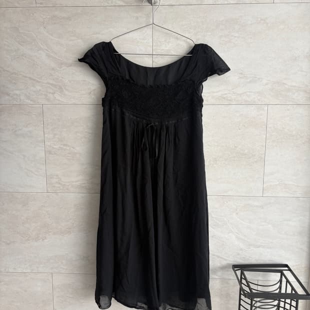 crochet yoke chiffon midi dress