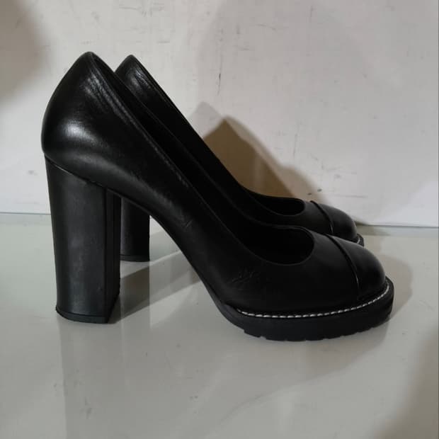 7 240mm 메트로시티 펌프스 힐