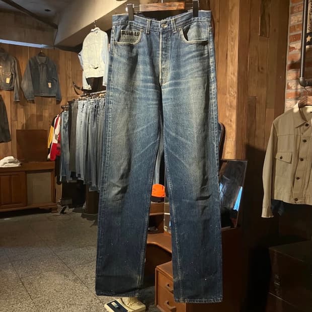 [34] 80s USA Vintage Levi’s 501