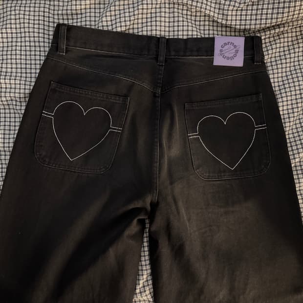 까르네볼렌테 하트 데님팬츠