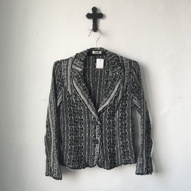 Embroidery pattern jacket