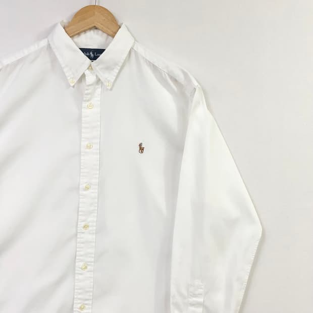 105 폴로 새상품급 화이트 셔츠