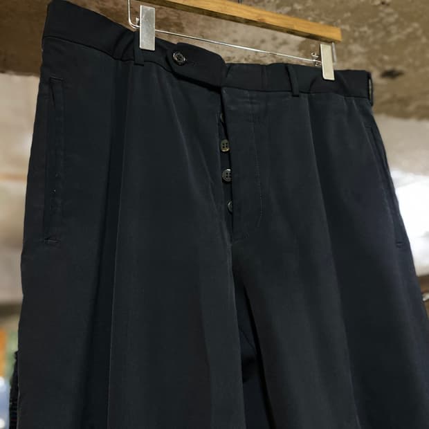 PRADA 프라다 나일론 원단 슬랙스 48(28)