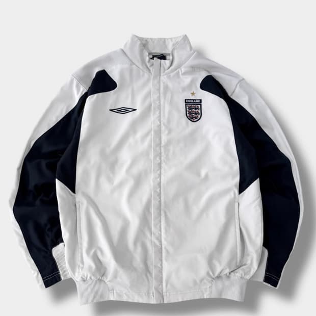 엄브로 루즈핏 06-08 잉글랜드 국대 트랙 바람막이 자켓