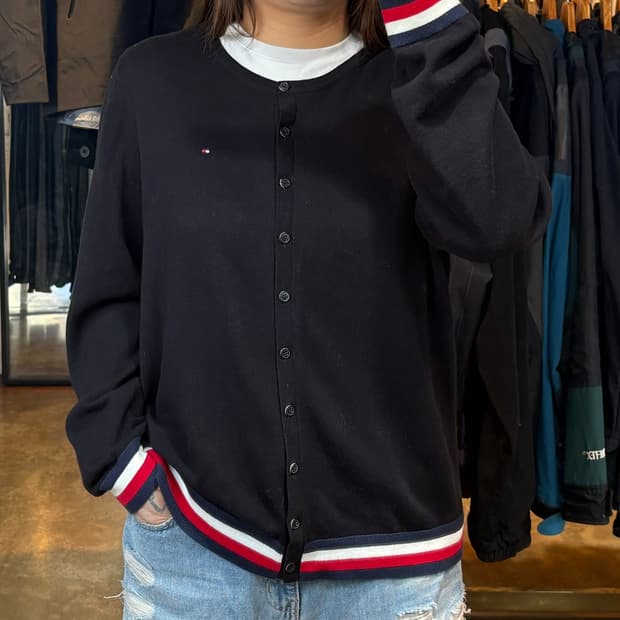 타미힐피거 블랙 가디건