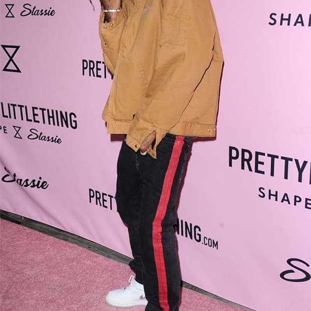 발렌시아가 레드 사이드 스트라이프 데님 진