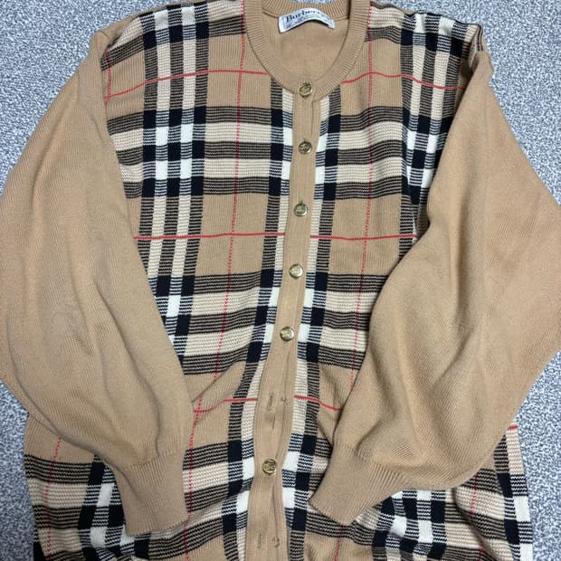 버버리 가디건