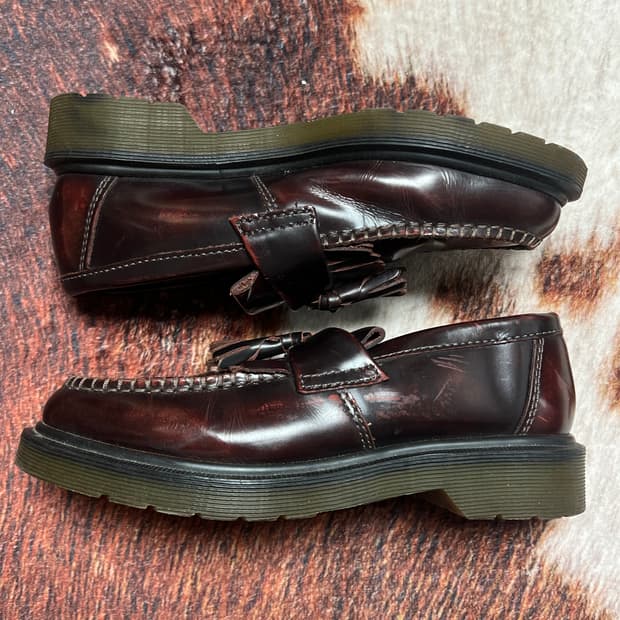 [235mm] 닥터마틴 아드리안 버건디 태슬 로퍼