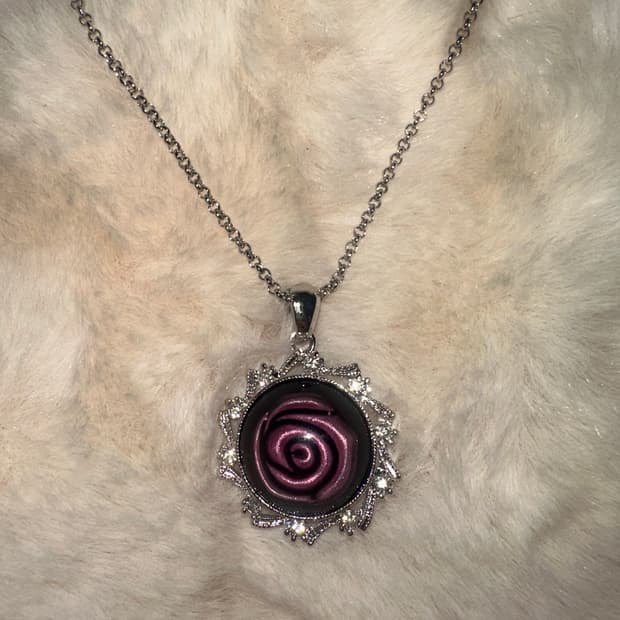 오리엔탈 고스펑크 장미 목걸이