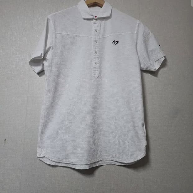 마스터바니 에디션  화이트 반팔 카라 티셔츠  사이즈 105  세탁완료