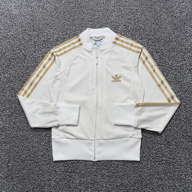 Name : 아디다스 화이트골드 슈퍼걸 사이드라인 져지 :)