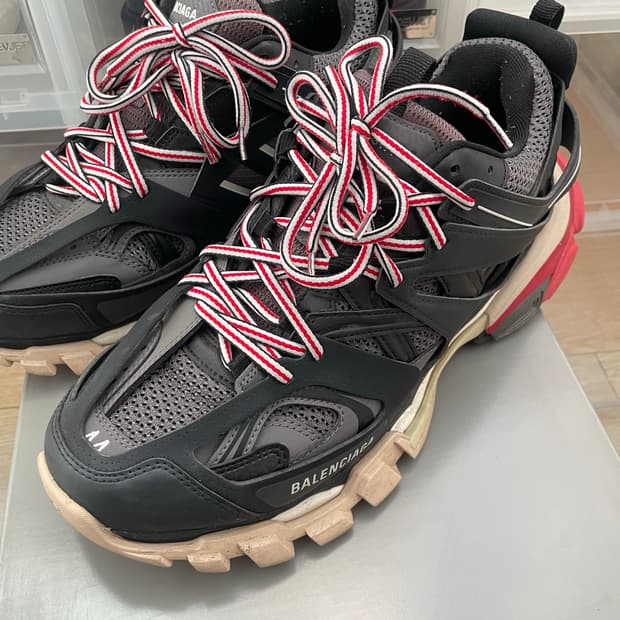 발렌시아가 트랙슈즈 44