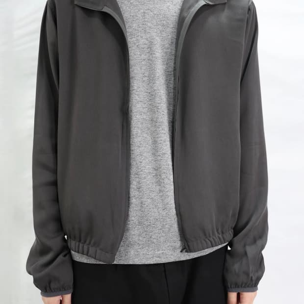 les 큐프라 집업-1