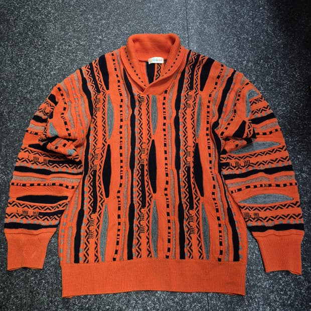 COGGI 오렌지 패턴 플레임 케이블 니트 남성 100사이즈