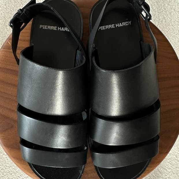PIERRE HARDY LEATHER STRAP SANDALS