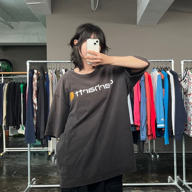 Carhartt 로고 썬페이드 반팔 티셔츠