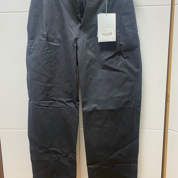 어나더오피스 치노팬츠