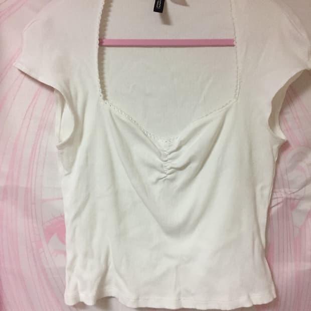 H&M 하트넥 화이트 반팔