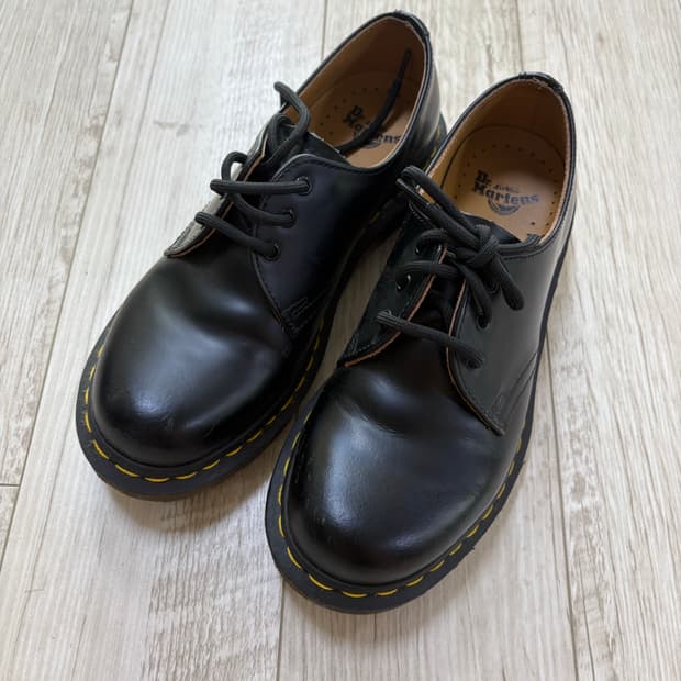 닥터마틴 1461 3홀 스무스 230