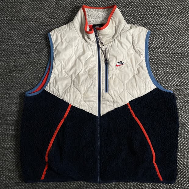 나이키 퀼티드 쉐르파 디테일 베스트 o 3272