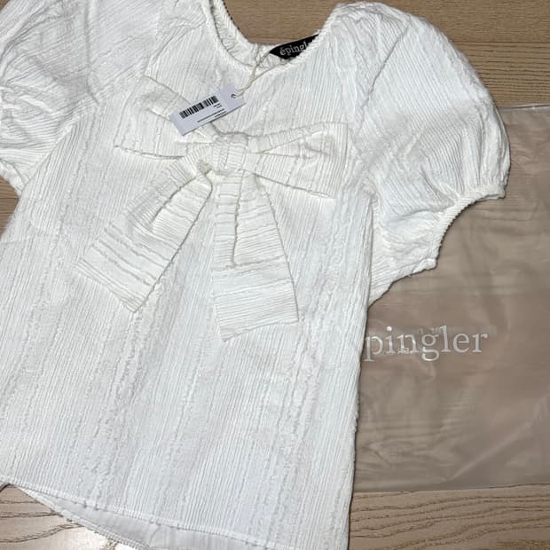 에핑글러 ORIGAMI RIBBON PATCHED BLOUSE
