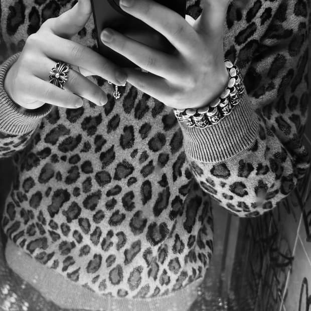 알렉산더 왕 레오파드 프린트 스웨터 니트