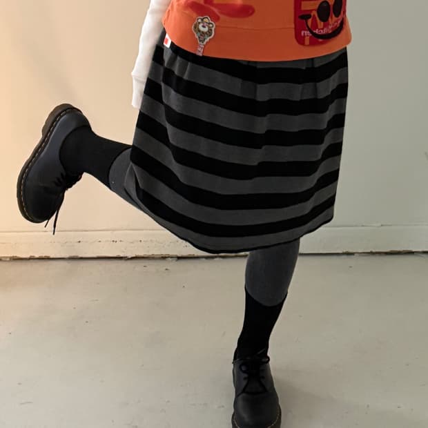일본빈티지 스트라이프 핀턱 미디스커트