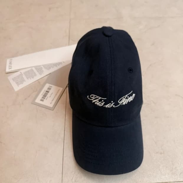 펀플렉스 this is fine 볼캡 네이비 새상품