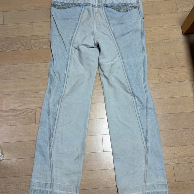 Xlim EP3 Synopsis 1 denim