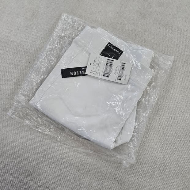 [L] 새상품 뱅뱅 화이트 일자 팬츠 0121Y2