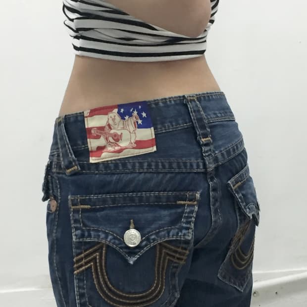 [TRUE RELIGION] 트루릴리전 성조기 스티치 데님 팬츠