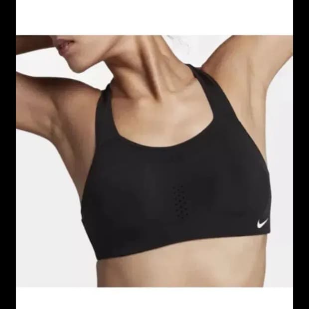 나이키 브라탑