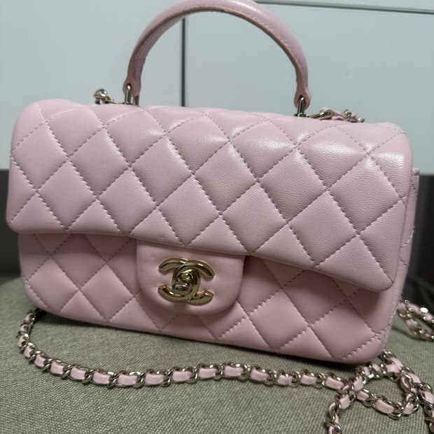 샤넬 딸기우유 백