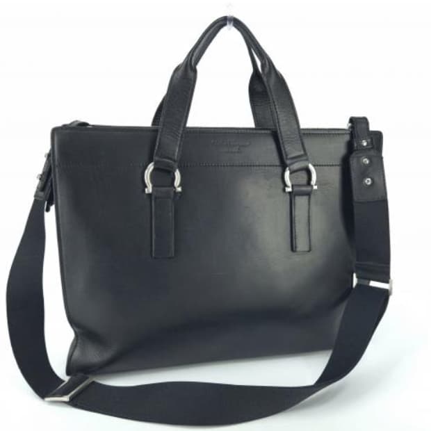 살바토레 숄더백