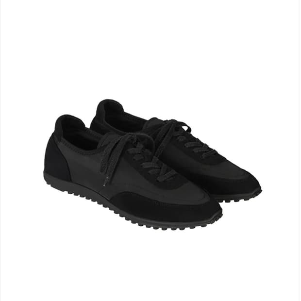 245 스탠드오일 소피플랫 스니커즈