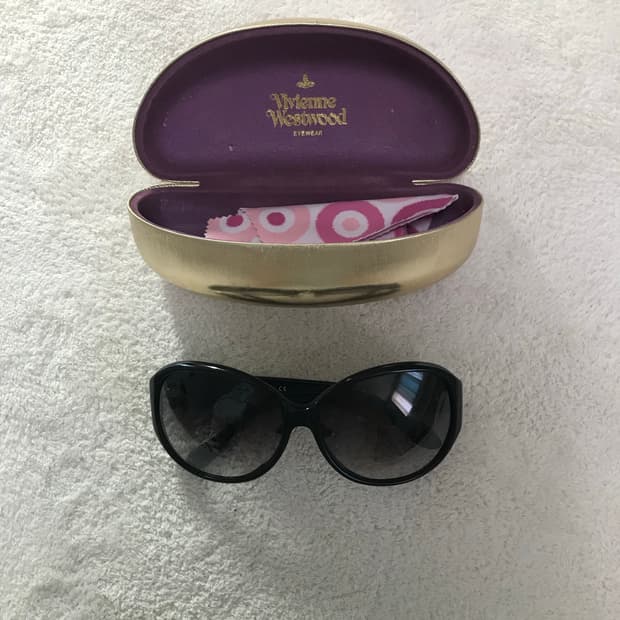 Vivienne Westwood  선글라스