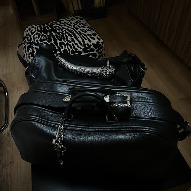 [앙팡 리쉬 데프리메/ERD] 풀그레인 로즈 버클 위켄드 백