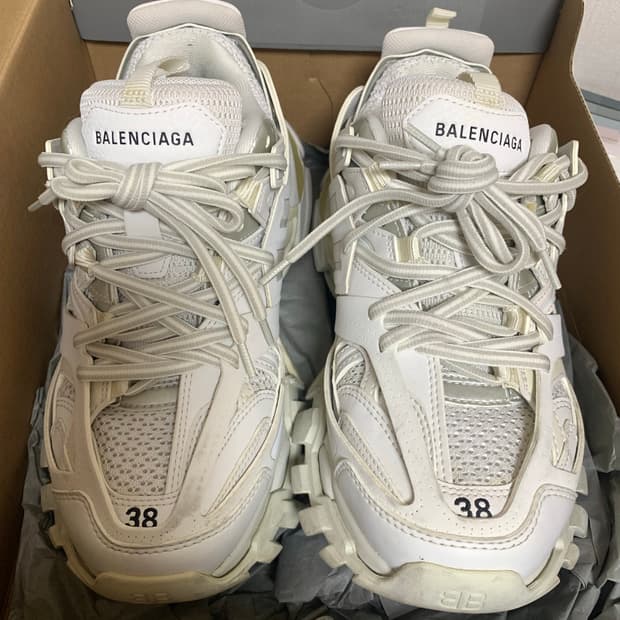 발렌시아가 트랙 스니커즈 화이트 38