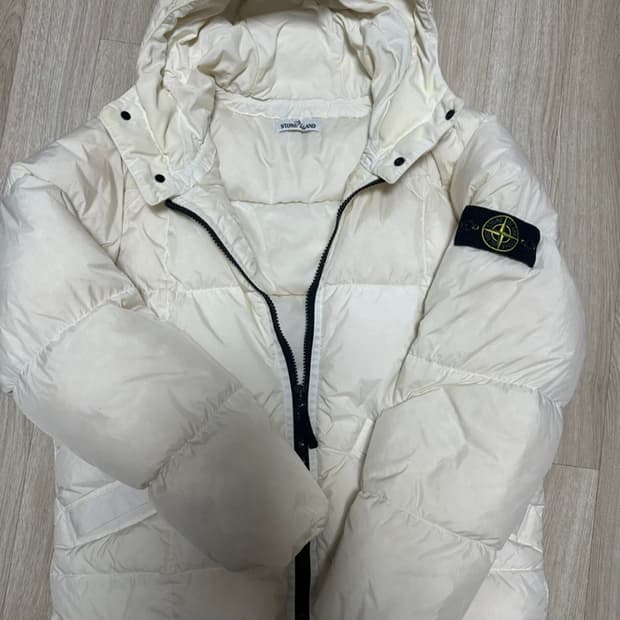 19fw 스톤아일랜드 크링클랩스 패딩 xl