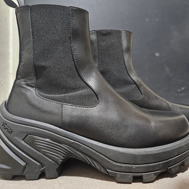 플레이보이카티 알릭스 청키부츠