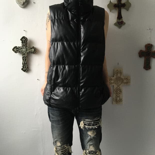 Moussy high neck padded vest