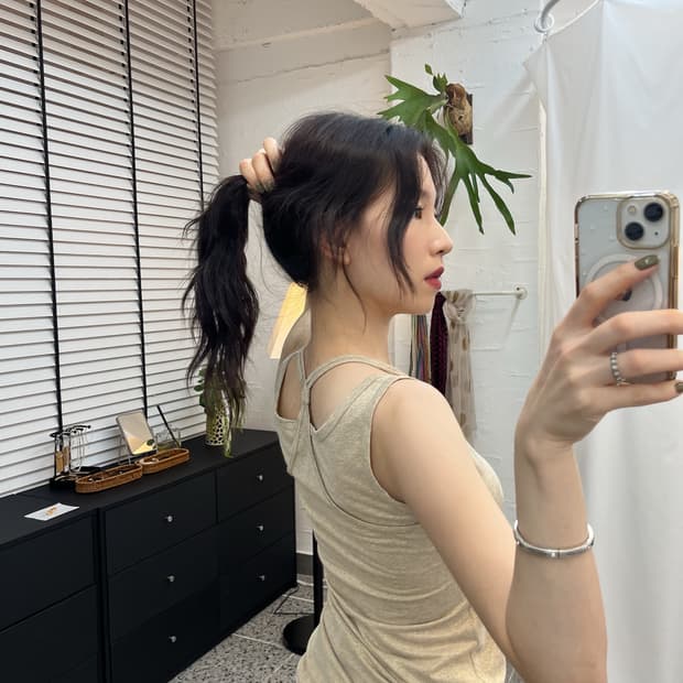 골드 투라인 슬리브리스