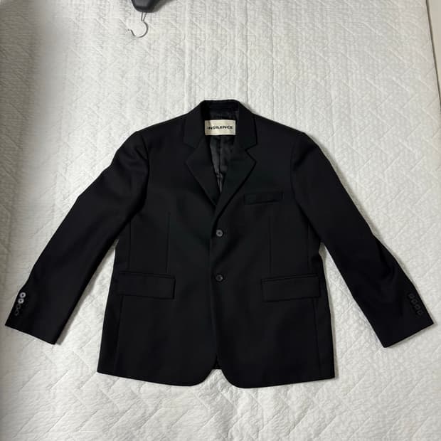 인사일런스 오버사이즈 울 블레이저