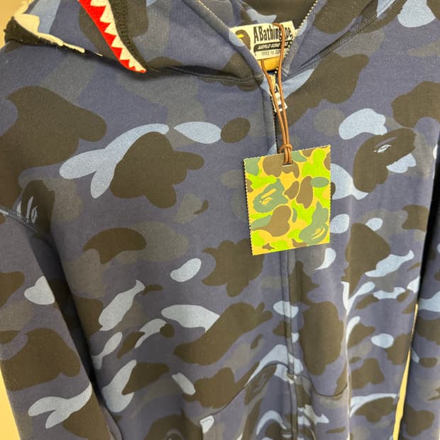 베이프 샤크 청계 후드집업