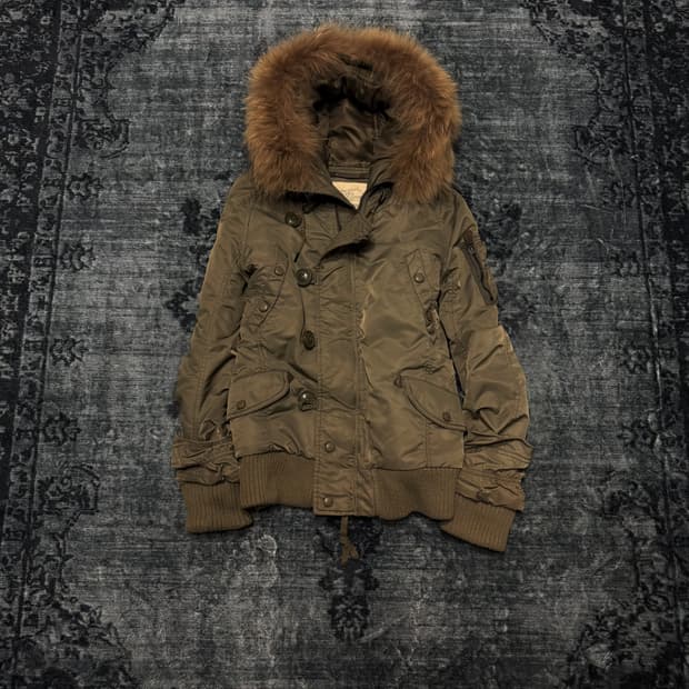 Goa 00s archive n-2b fur jacket