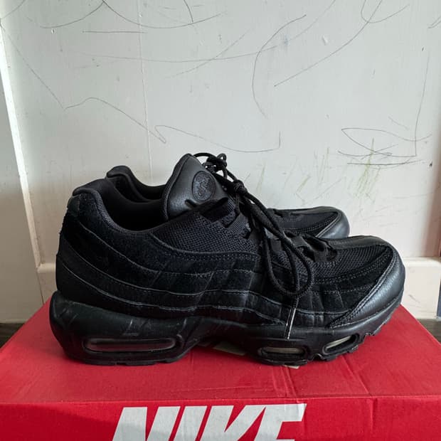 나이키 에어맥스 95 프리미엄 블랙 280