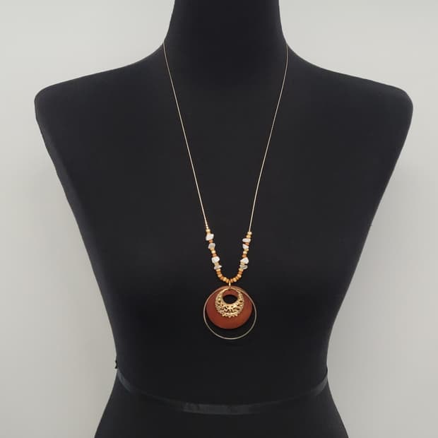 vintage wood necklace